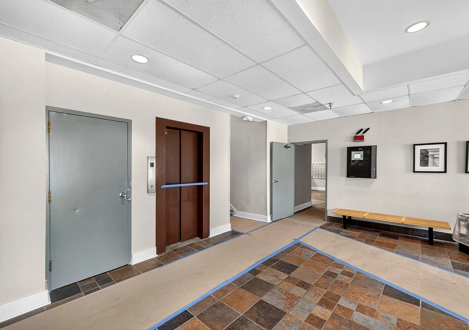 5630 Pershing Avenue #39 | Saint Louis 63122 — Photo 4
