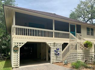 54 Windsor Ct, Edisto Island, SC 29438