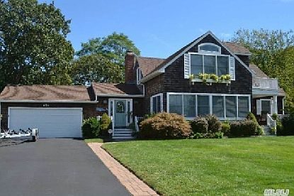 2nd image of 68 Town Beach Rd