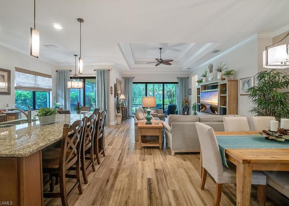 1st image of 9329 Isla Bella Cir
