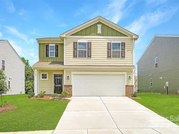 121 Astor St, Troutman, NC 28166