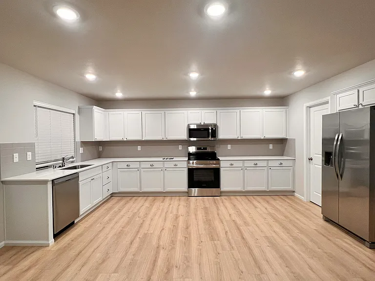 19407 137th Avenue Ct E — Photo 6