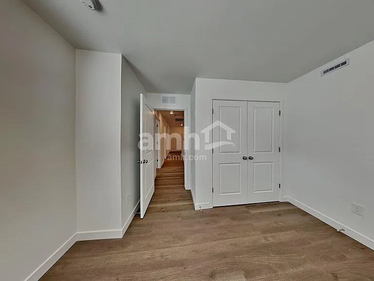 18480 W Cottontail Ln — Photo 15