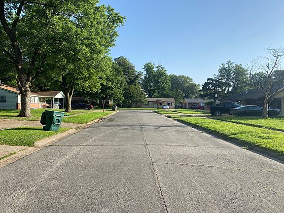 4th image of 309 Pittman St
