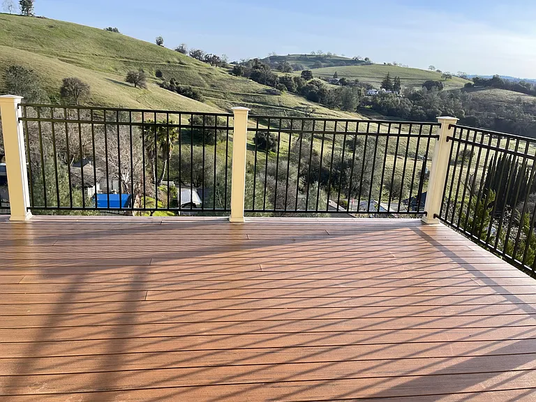 272 California Dr — Photo 9