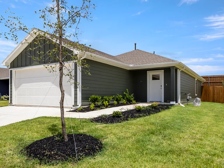 2909 Serenity Ln — Photo 5
