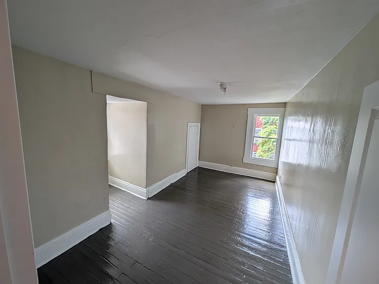 128 Charles St — Photo 9