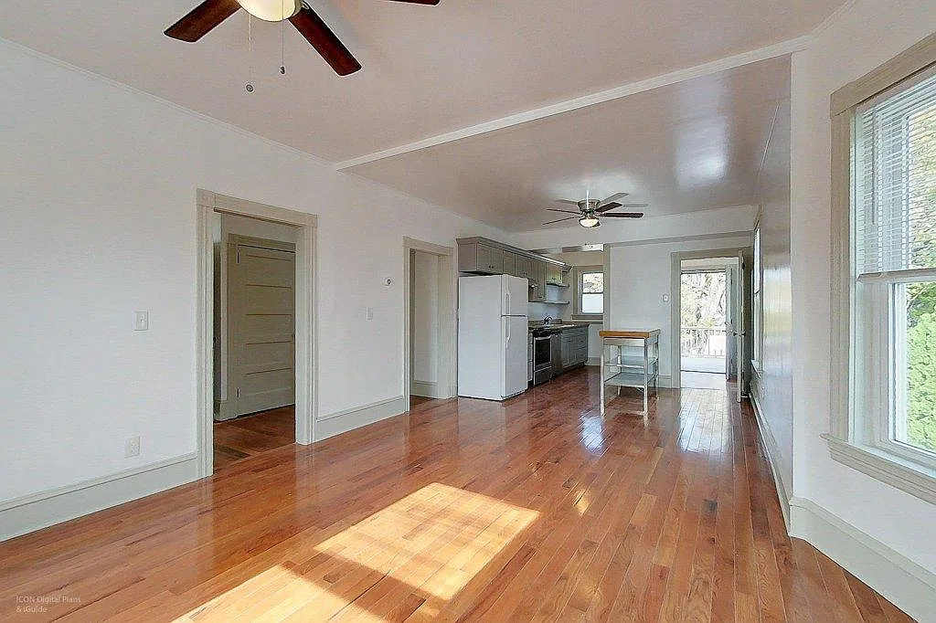 3 bed, 1600 sqft, $3,500 — Photo 4