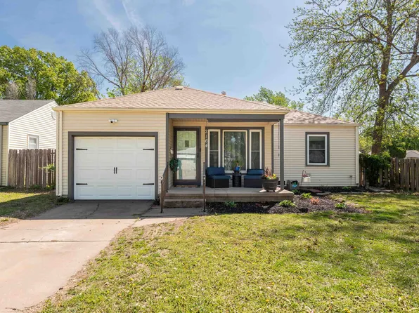 2164 S Estelle St, Wichita, KS 67211