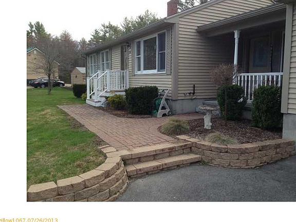 4th image of 26 Hodgkins Dr