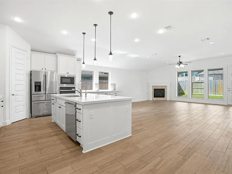 2202 Mallow Ln — Photo 7