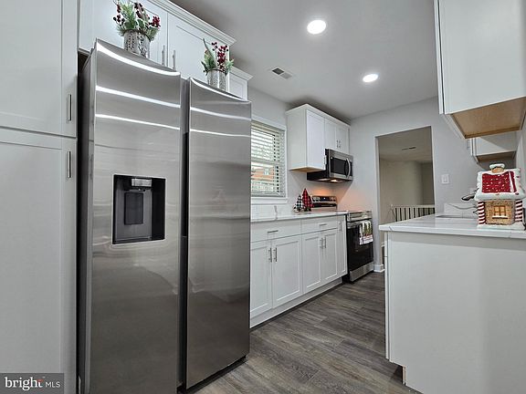 4th image of 14651 Endsley Turn