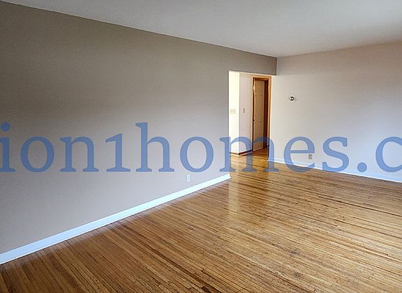 5th image of 1144 Melrose St
