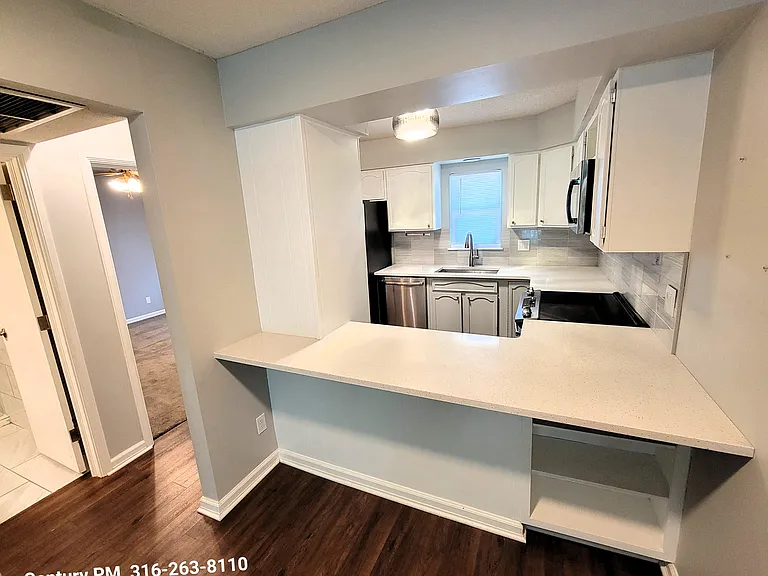 719 N Stackman Dr #D — Photo 6