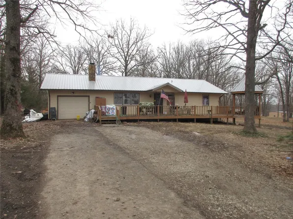 23119 Oneida Dr, Lebanon, MO 65536