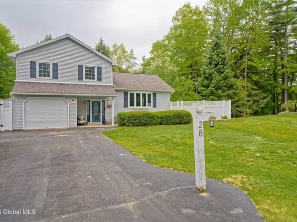 28 Rum Cherry Road, Malta, NY 12020