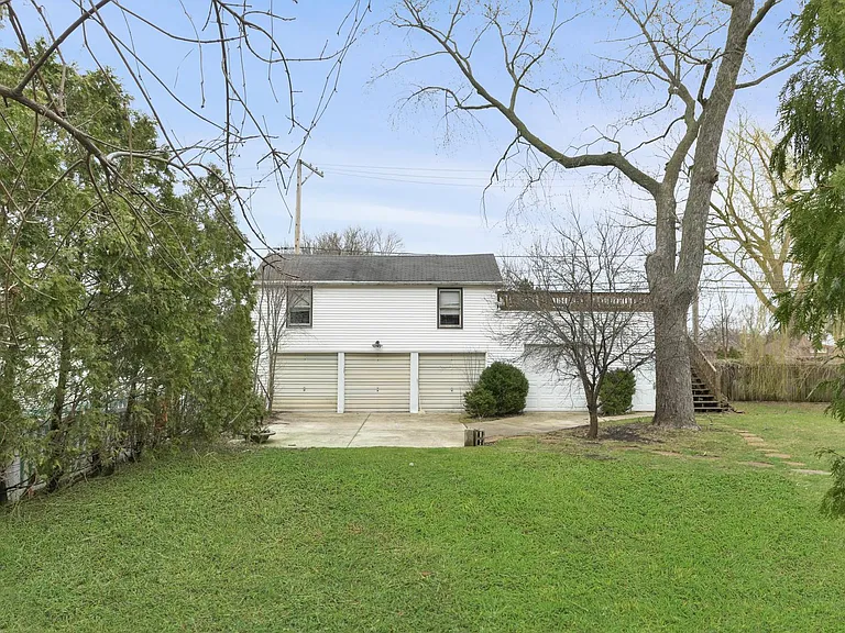 5943 N East Circle Ave #1 — Photo 4