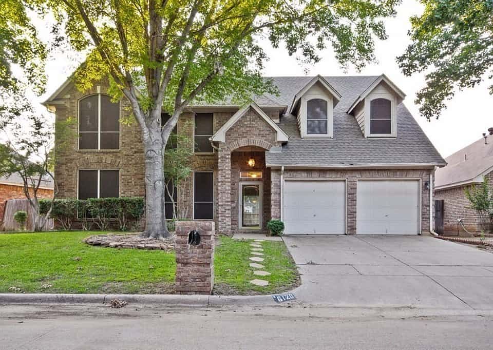 1st image of 6120 Pinwood Cir