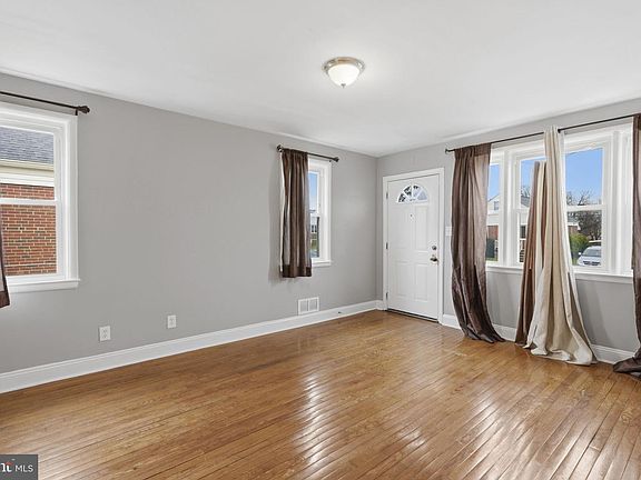 2nd image of 2600 Chesley Ave
