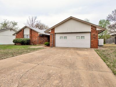 2602 Heritage Trl, Enid, OK, 73703