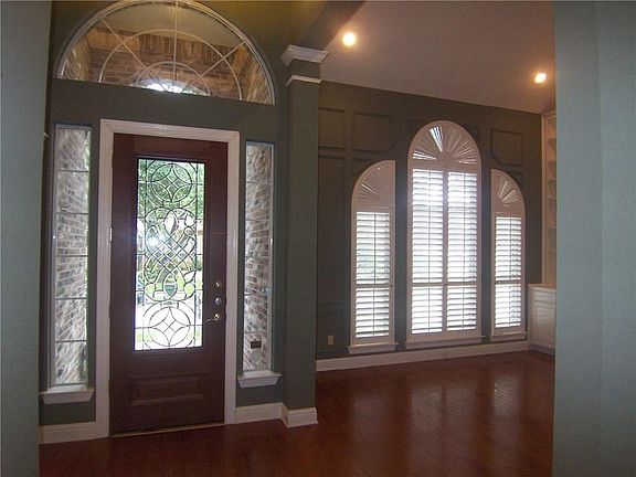 3rd image of 6708 Pebble Beach Dr