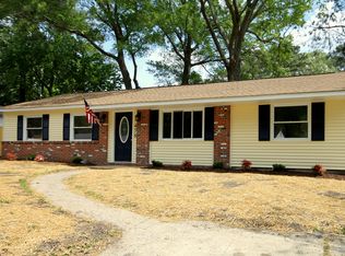 458 Turf Dr, Virginia Beach, VA 23452