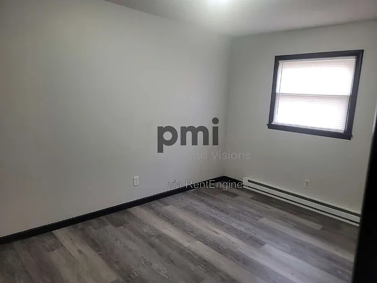 1301 Mitchem Dr #1 — Photo 9