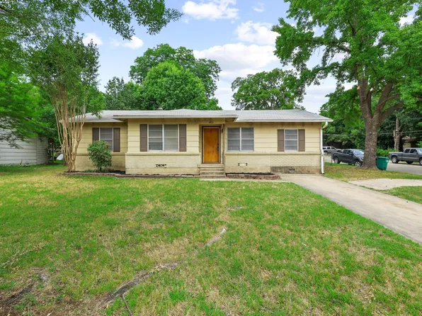 1402 Knight St, Denton, TX 76205