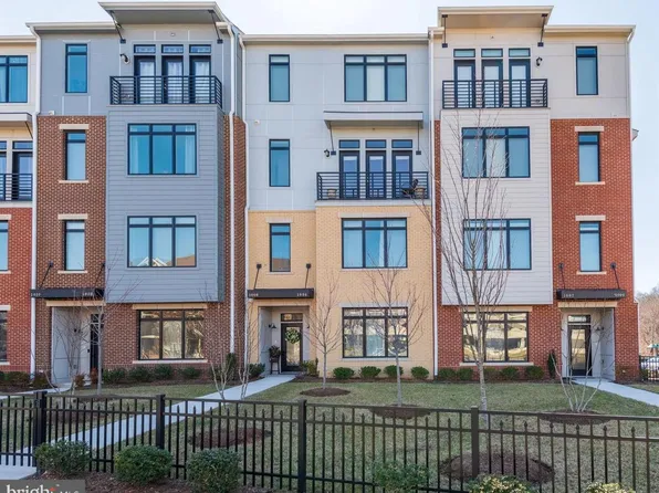 1004 Ribbon Limestone Ter SE, Leesburg, VA 20175