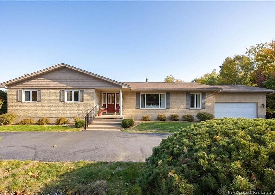 1st image of 3 Wright Ln