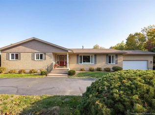 3 Wright Ln, Rothesay, NB E2E 5W9