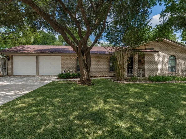 507 Amistad, Universal City, TX 78148
