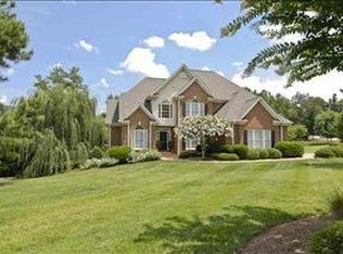 201 Goldenstar Ln, Greer, SC 29651