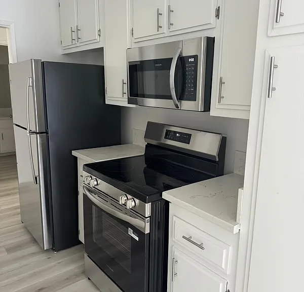 8725 Clifton Way — Photo 1