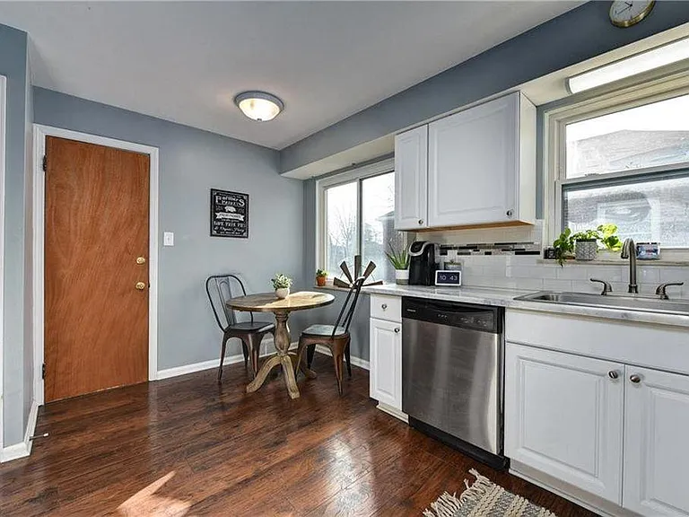 2284 Lakeview Ave #UP — Photo 7