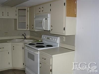 2nd image of 753 Lady Bird Ln