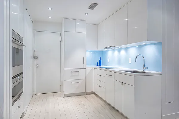 Sold by Compass | media 30