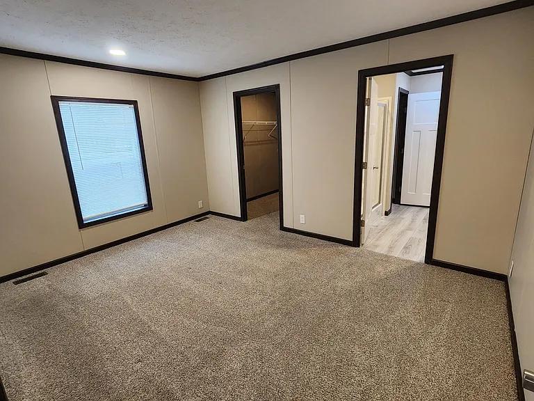 Belle Villa Lake — Photo 27