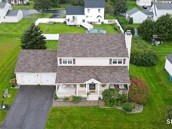 3rd image of 28 Colgate Drive