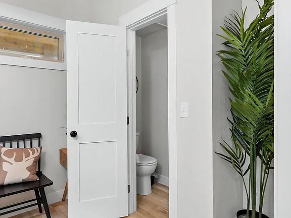 front entry 1/2 bath