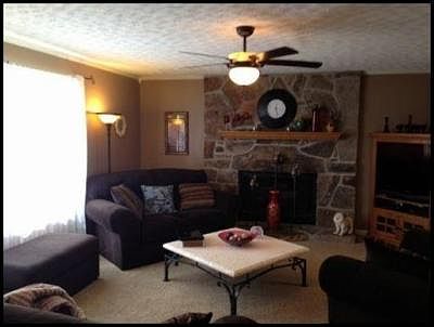 2nd image of 1428 S Courtney Oak Ln