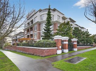 999 Burdett Ave #415, Victoria, BC