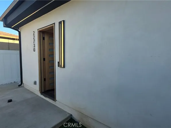 22730 Mariano St, Woodland Hills, CA 91367