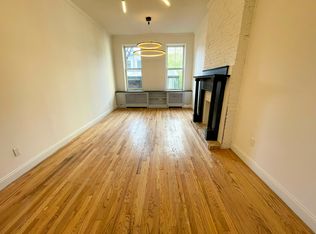 105 Christopher St APT 2C, New York, NY 10014