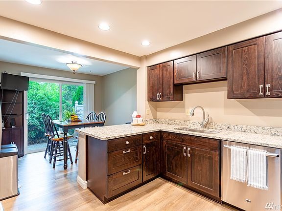 5th image of 24322 SE 41st Ln Unit 30