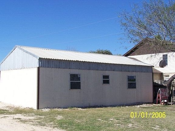 3rd image of 8850 Us Highway 281