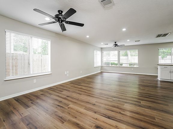 5th image of 22023 Soft Pines Ct