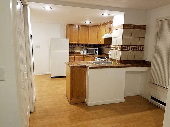Eat in Kitchen
*kitchen floors redone in 2025
