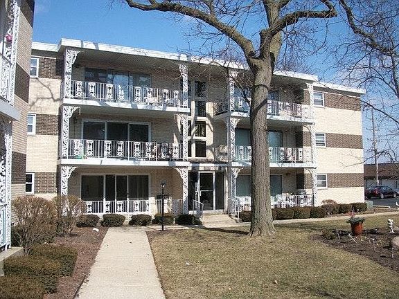 2nd image of 1007 8th Ave APT 7