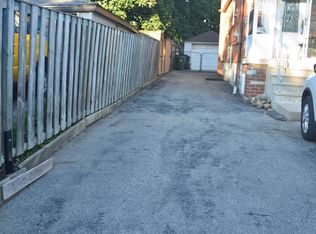 1001 Pharmacy Ave #BASEMENT, Toronto, ON M1R2G5